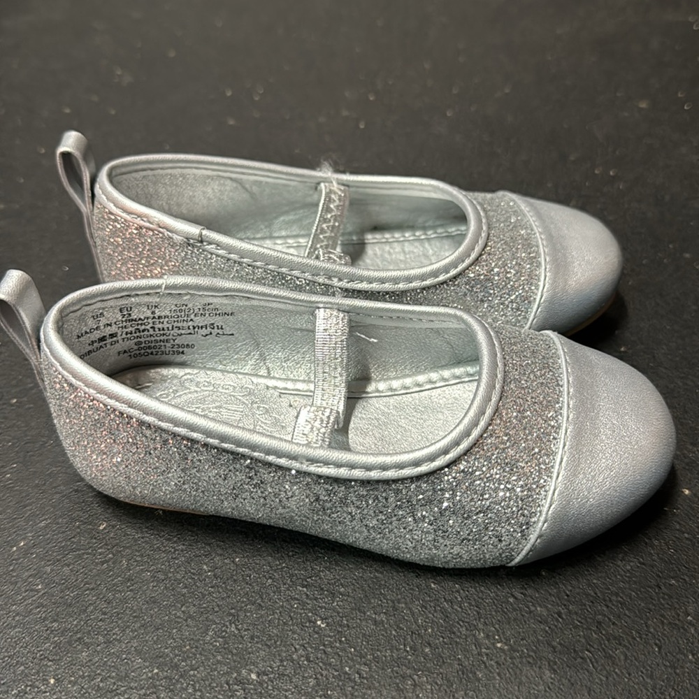 Disney Princess Silver Glitter Flats - Picture 5 of 6